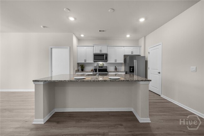 Building Photo - 84 Woodford Reserve Dr