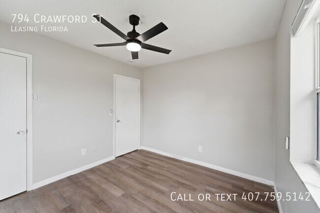 Building Photo - 794 Crawford St