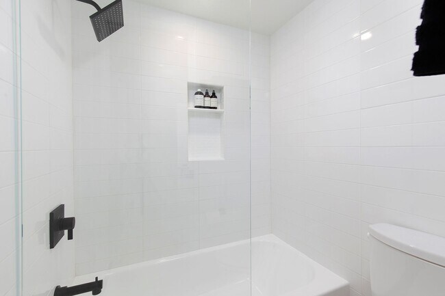 Building Photo - 338 Shoemaker Ct