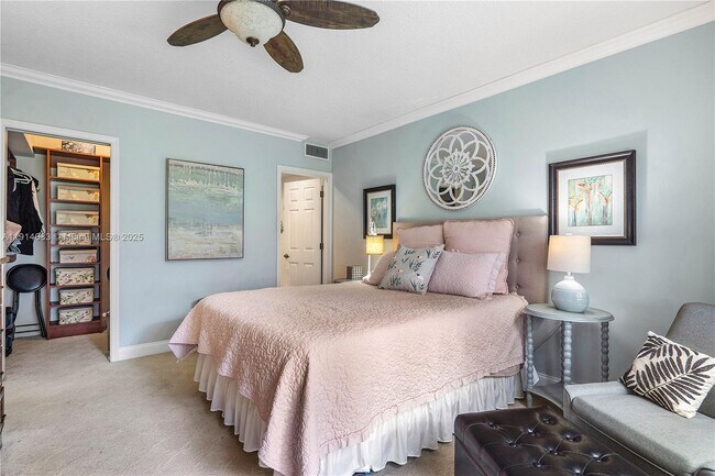 Building Photo - 1501 S Ocean Blvd