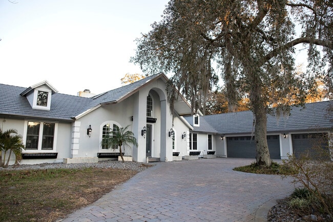 Building Photo - 610 Tina Ln