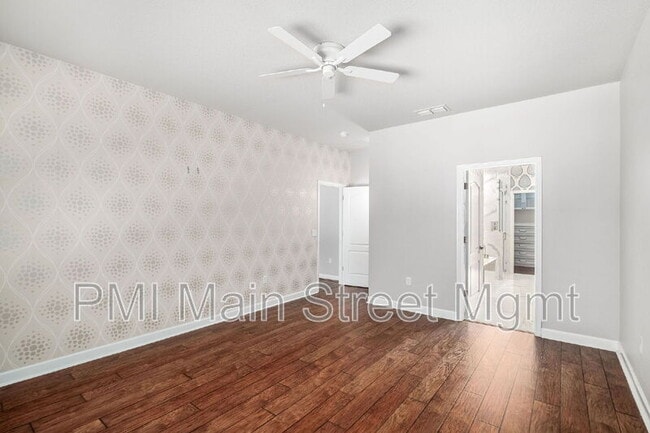 Building Photo - 689 Evening Sky Dr