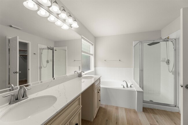 Building Photo - 20211 Black Canyon Dr