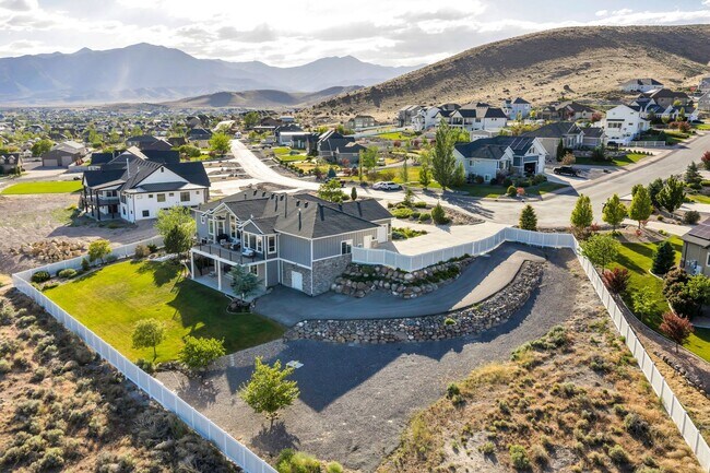 Building Photo - 2872 N Sorrel Dr
