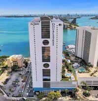 Building Photo - 1717 N Bayshore Dr
