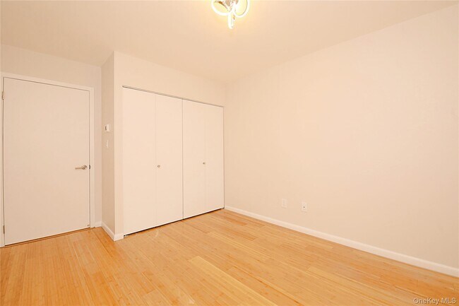 Building Photo - 230 W Broadway