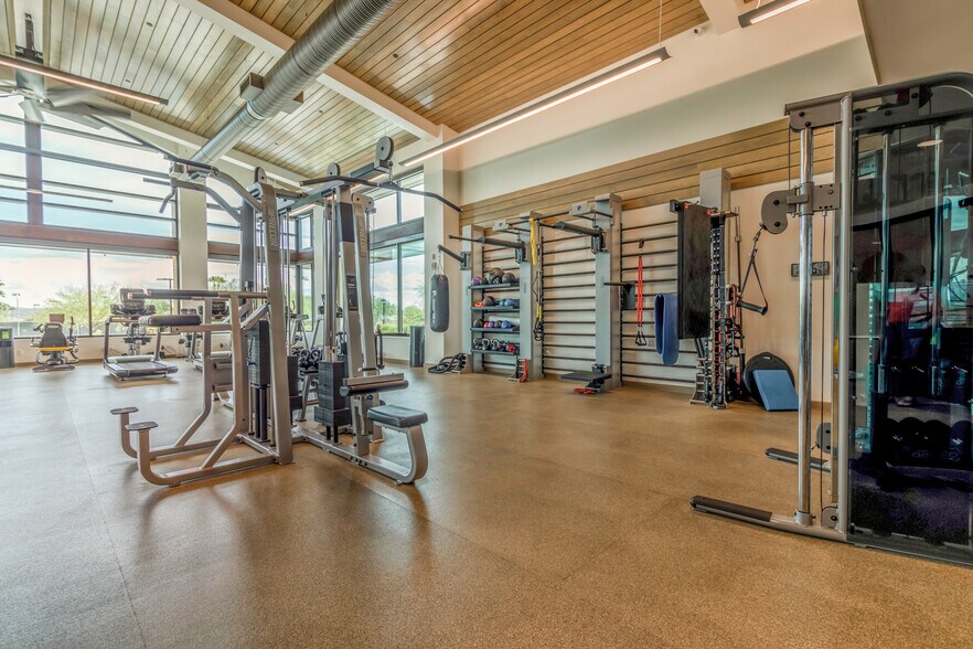 Building Photo - 25609 N Forest Rd