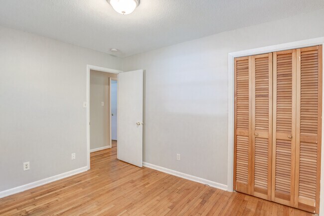Building Photo - 1023 Pamlico Dr
