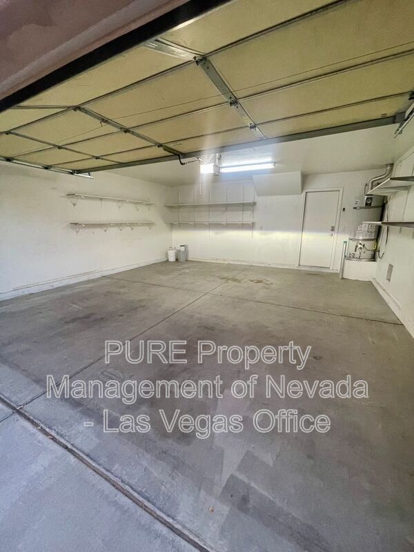 Building Photo - 3528 Laguna Veneta Ave