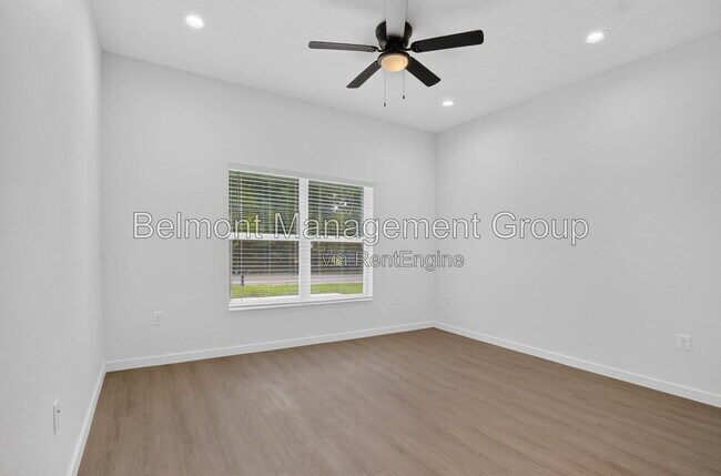 Building Photo - 630 NW 59th Ave