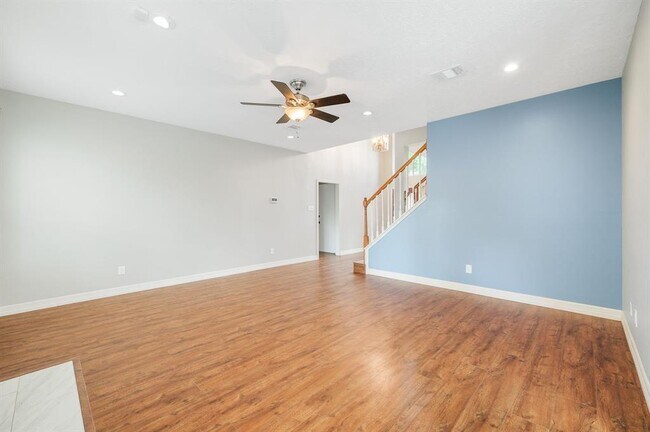 Building Photo - 209 McVoy Dr