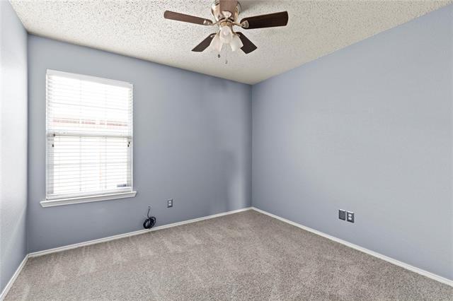 Building Photo - 1600 Dragonback Pass