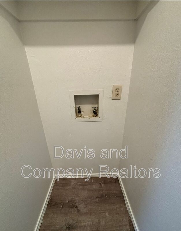 Building Photo - 3330 Caldera Blvd