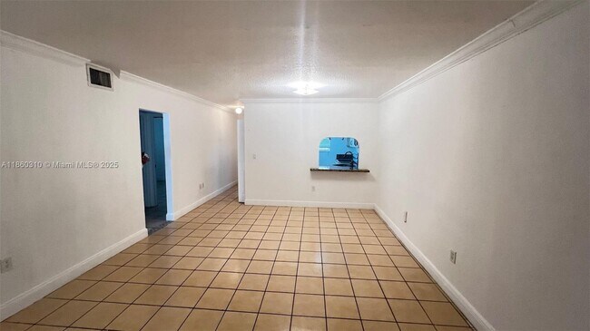Building Photo - 17255 SW 95th Ave