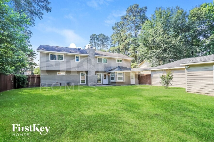 Building Photo - 7902 Beaufort Dr