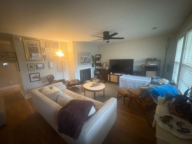 Building Photo - 2BR/ 2BA one-level home in North Knoxville