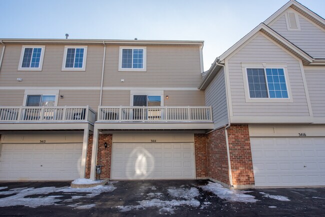 Building Photo - 3414 Cameron Dr