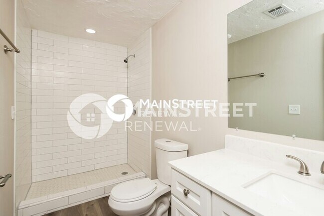 Building Photo - 674 Altamira St NW