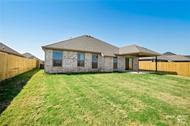 Building Photo - 4446 W Barhem Dr