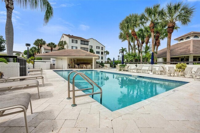 Building Photo - 925 Oak Harbour Dr