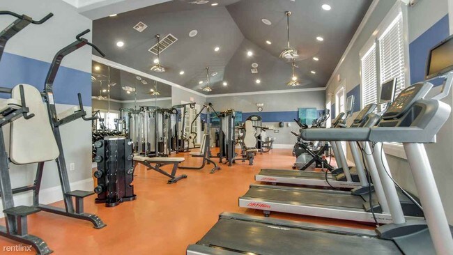 Building Photo - 10851 W Montfair Blvd