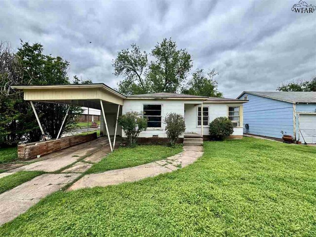 Primary Photo - 1672 Keeler Ave