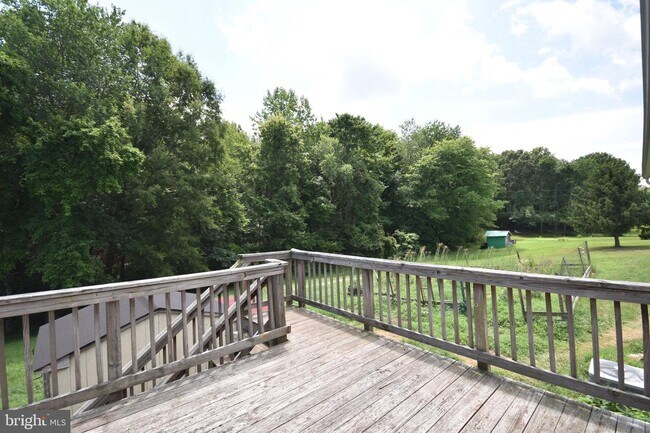 Building Photo - 12327 Elk Run Rd