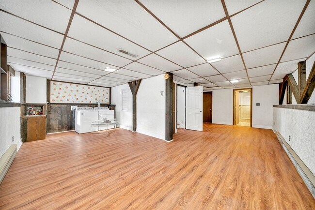 Building Photo - 2 Foxfire Dr