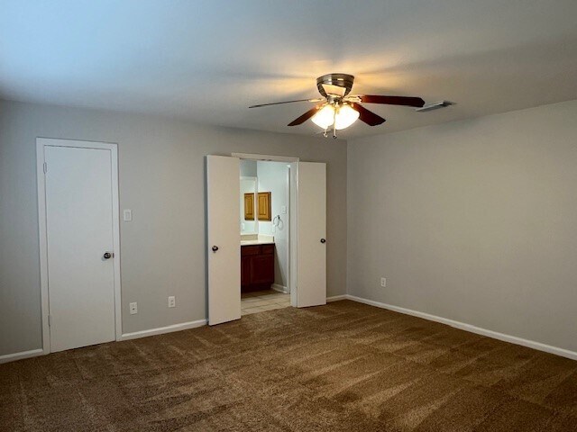 Building Photo - 1111 Park Wind Dr