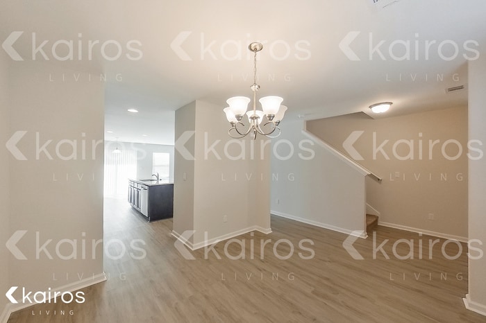 Building Photo - 34 Red Oak Dr.