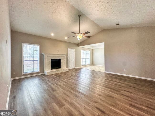 Building Photo - 11647 Matthews Trail