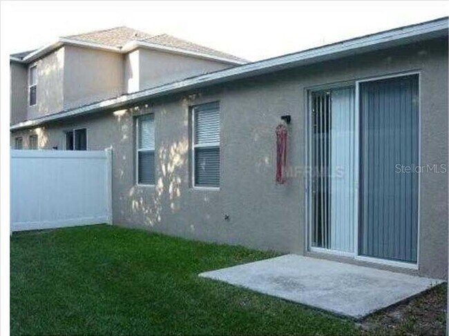 Building Photo - Nice 3 Bed 2 Bath Town Home located in San...
