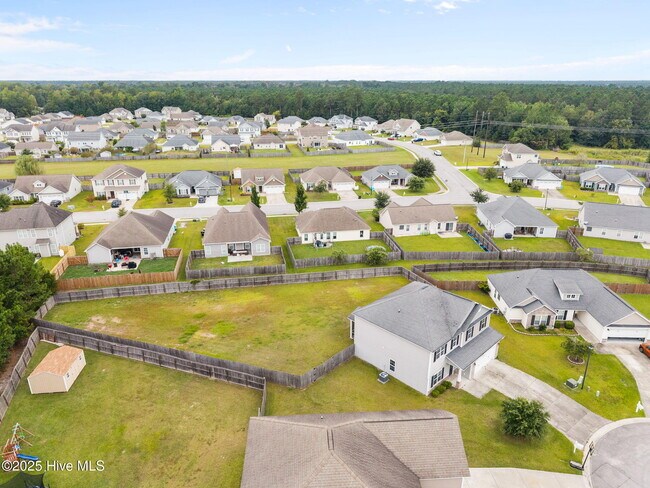 Building Photo - 710 Appling Ct
