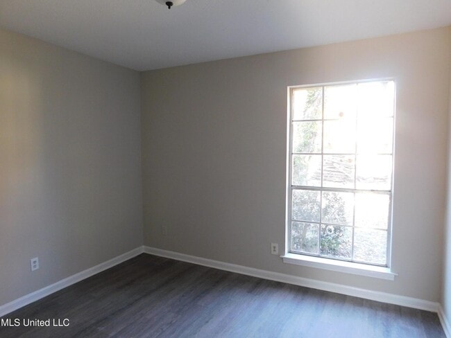 Building Photo - 2775 Normandy Cove