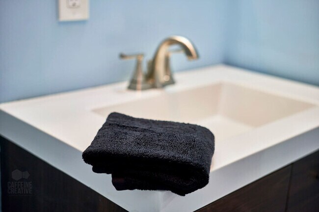 Building Photo - Movie Magic: 2 King Beds | Family Hideaway