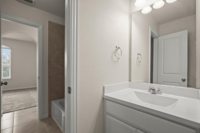 Building Photo - 610 Puerta Vallarta Ln