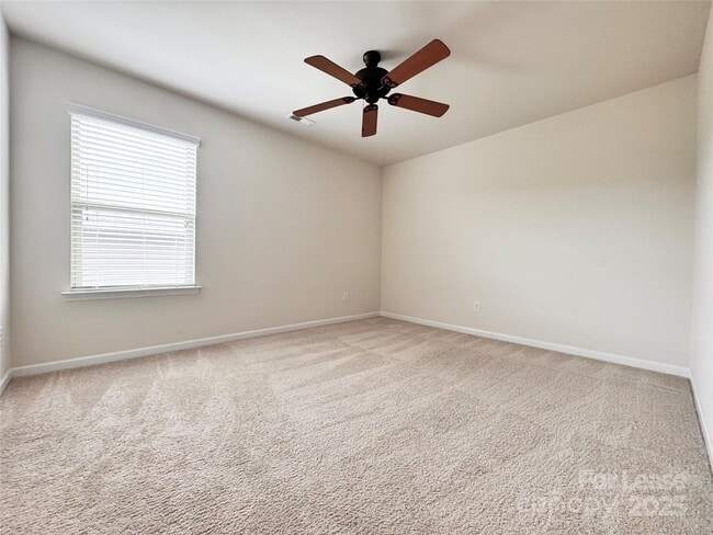 Building Photo - 10428 Honeyfur Ct