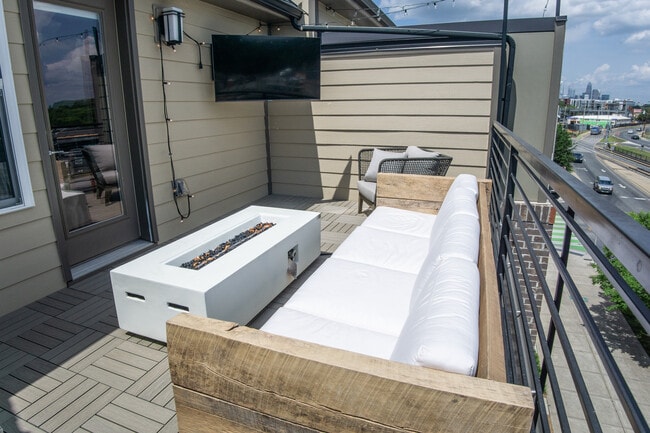 Building Photo - 3826 Sky Haven Dr