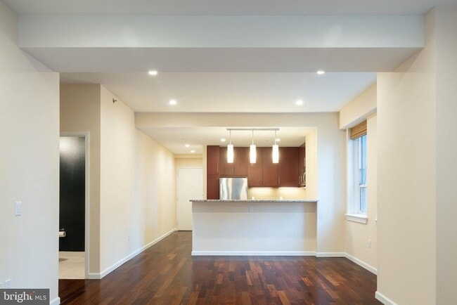 Building Photo - 1425 Locust St