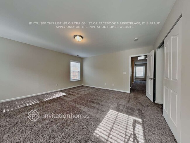 Building Photo - 716 Weathervane Dr