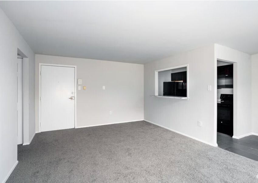 Building Photo - 500 E Upsal St