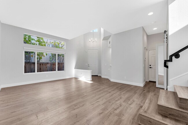 Building Photo - 2775 Florentine Ct