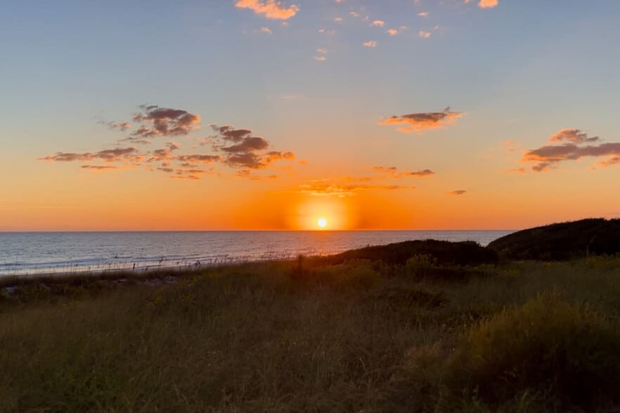 Building Photo - 216 La Paloma Pl