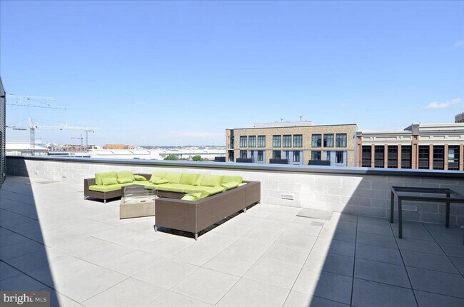 Building Photo - 460 New York Ave NW