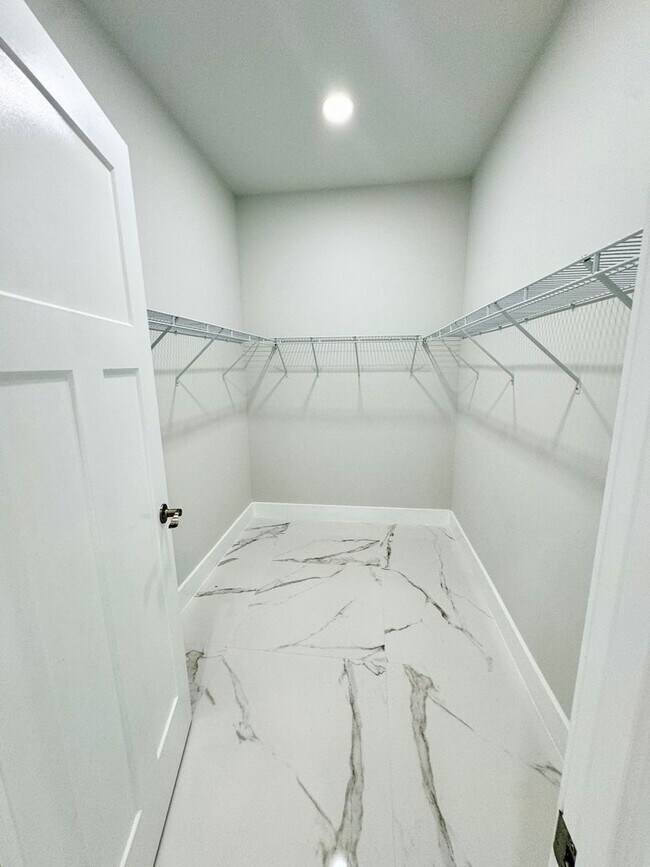 Building Photo - LOOK AT THIS ONE! BEAUTIFUL home with a pond view right outside the back patio!