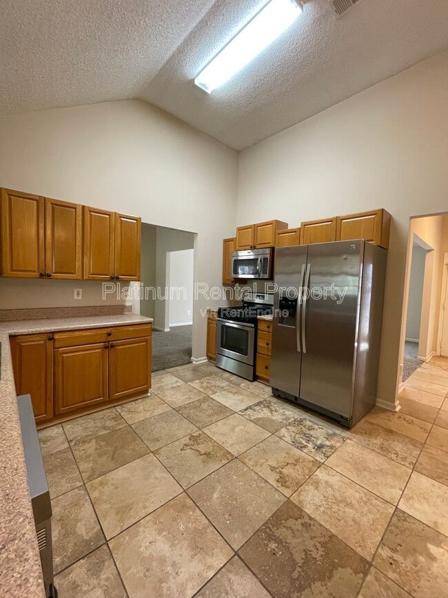 Building Photo - 1740 Spring Hill Cove