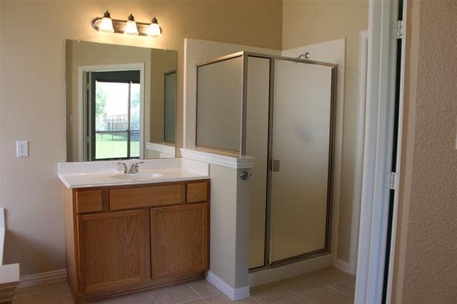 Building Photo - 6202 Crestmere Ln