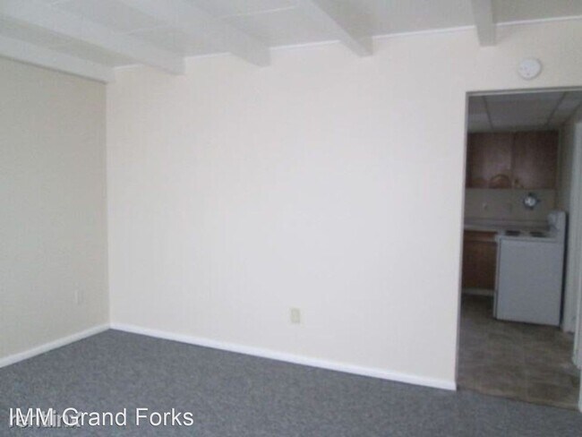 Building Photo - 1624 S 14th St