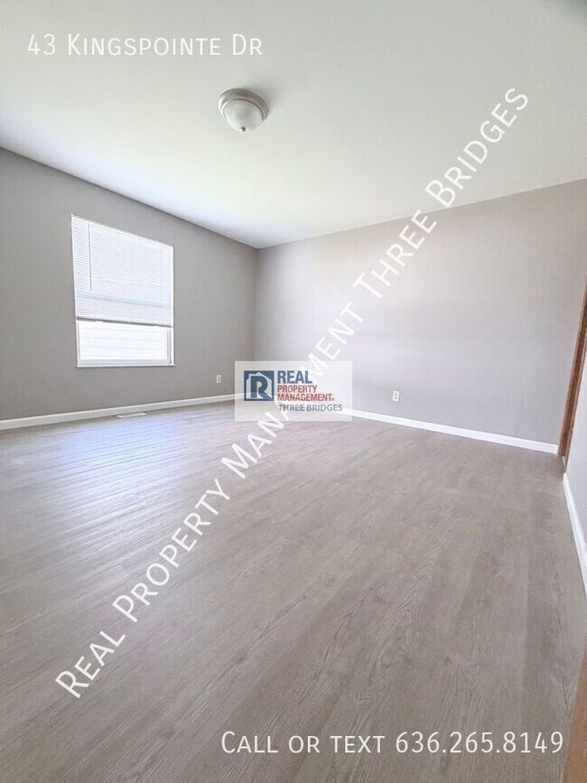 Building Photo - 43 Kingspointe Dr