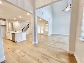 Building Photo - 2021 Meliana Dr